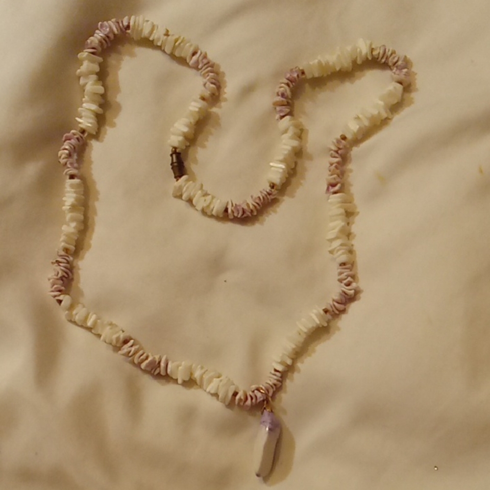 Elegant Cream and Purple Shell Necklace